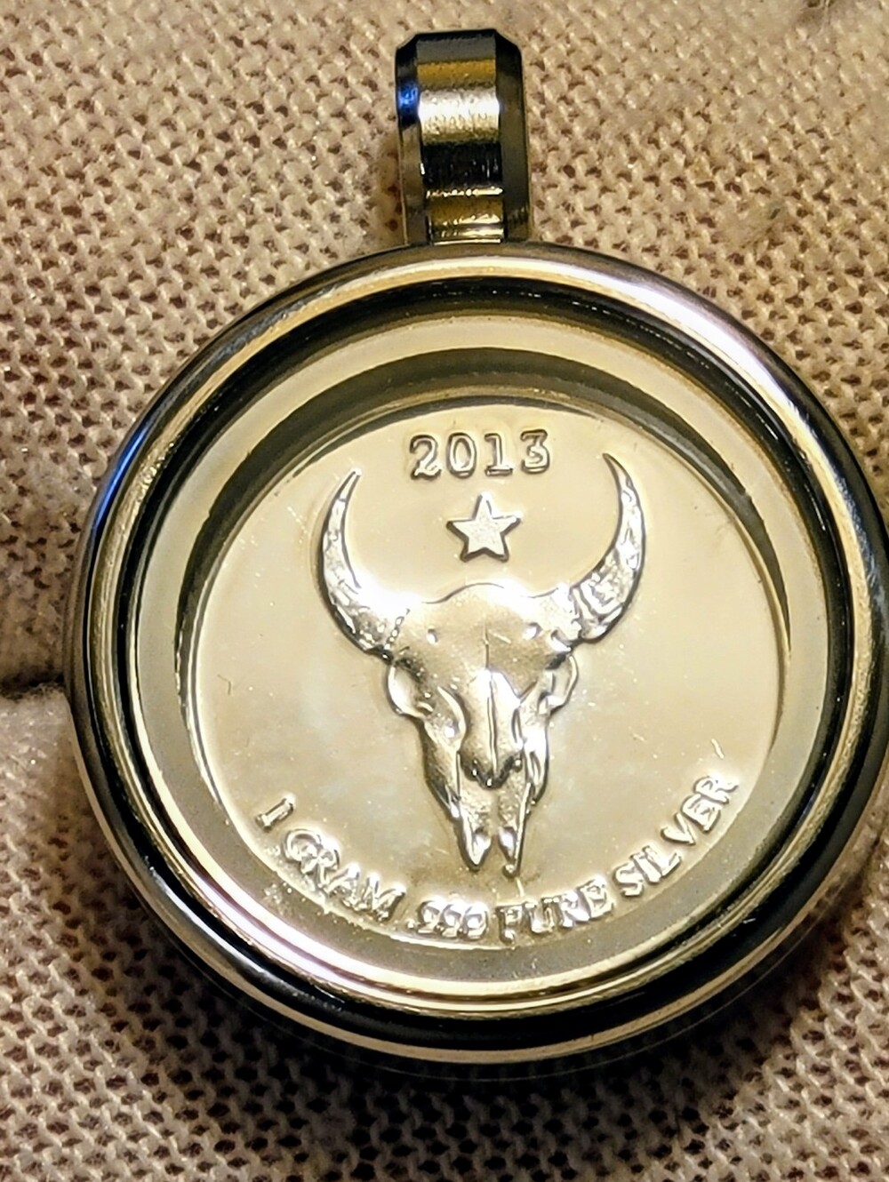 20mm .999 Fine Silver Pendant Longhorn Skull Amulet - New - Unisex - 2013 Vtg